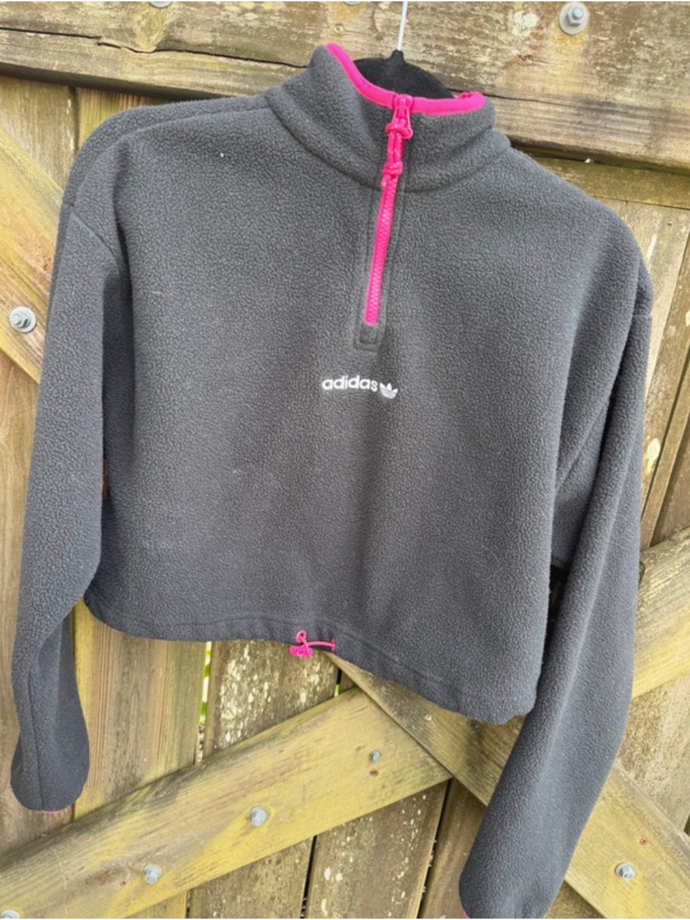 Adidas quarter zip cropped pullover size small